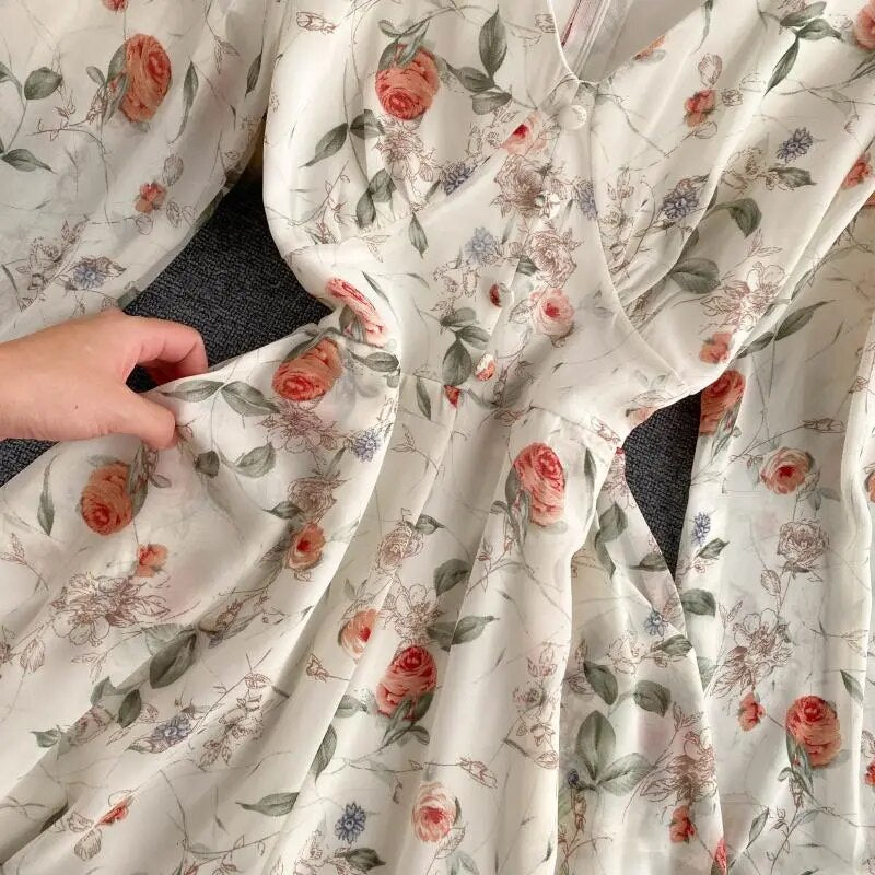 Macacão feminino estilo francês vintage floral estampado com decote em v e manga bufante