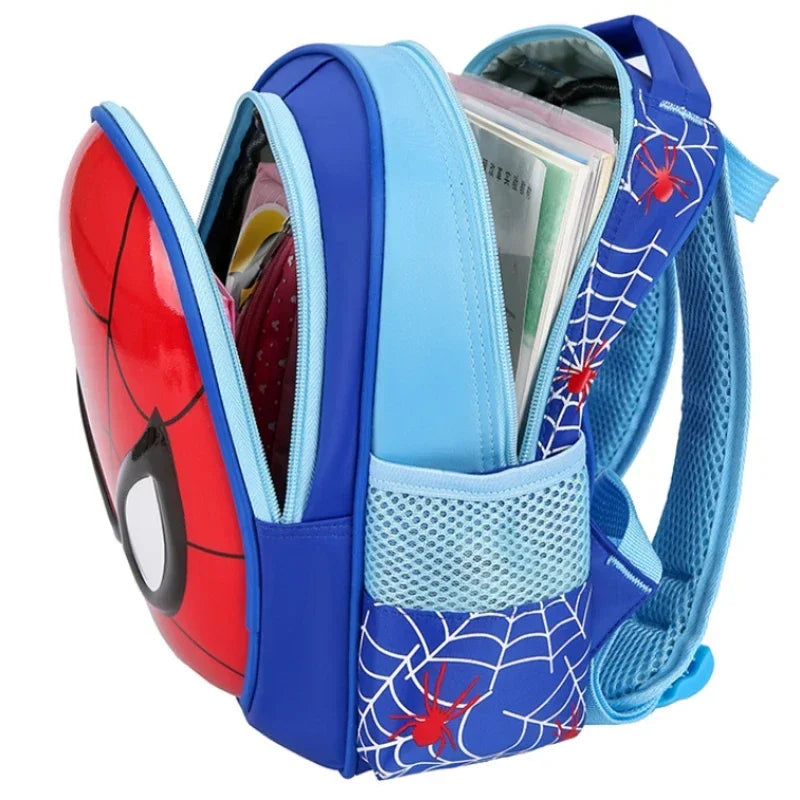 Mochila escolar infantil para meninos com o rosto em 3D do Homem-Aranha